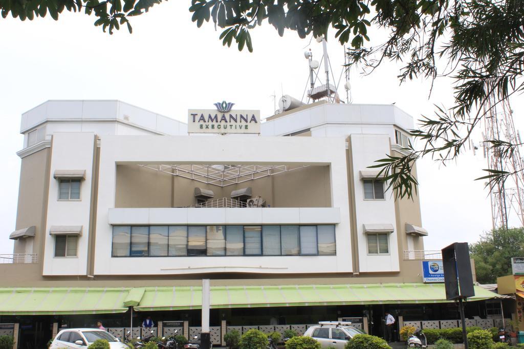 Executive Tamanna Hotel ฮินเจวาดี ภายนอก รูปภาพ